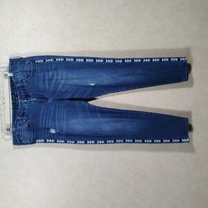 03121 Dear John lightly distressed arrowhead embroidery jeans 31